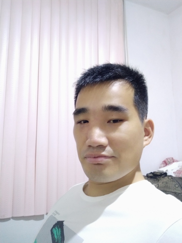 大男孩的第一张照片--周宁相亲网