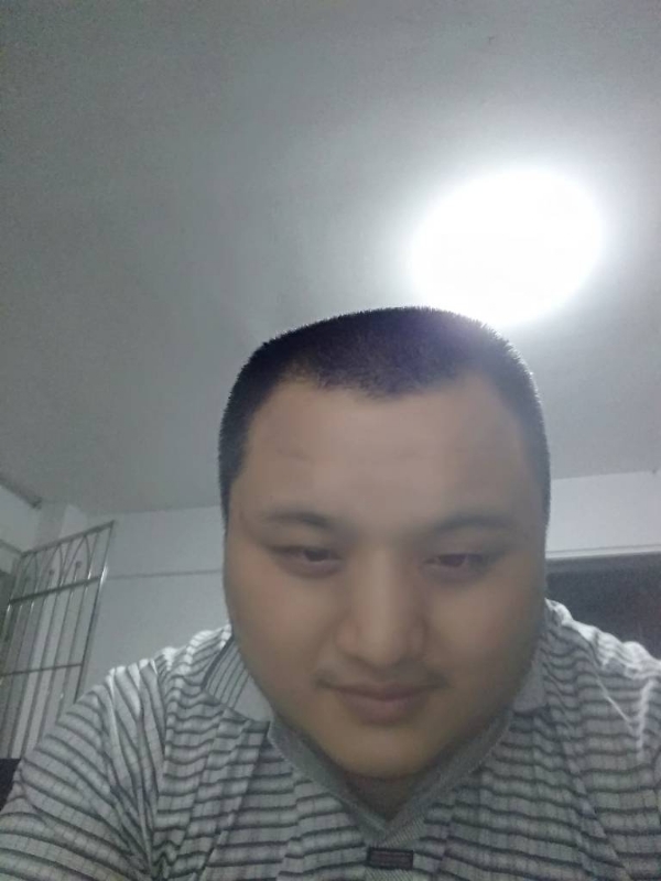 我在机场等艘船的第一张照片--周宁相亲网