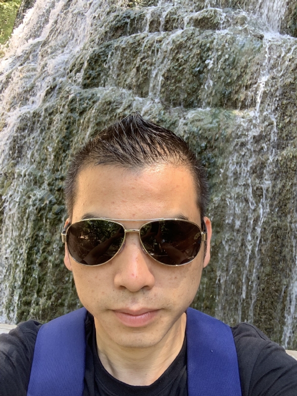 高兴的第二张照片--周宁相亲网