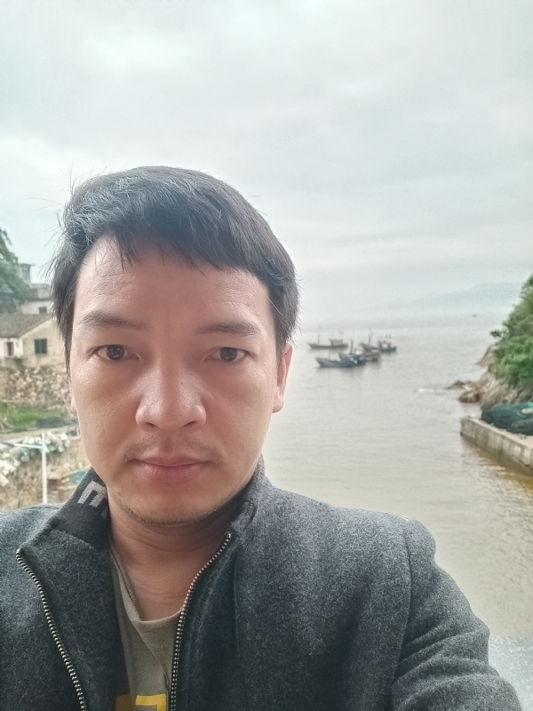 啊亮的第一张照片--周宁相亲网
