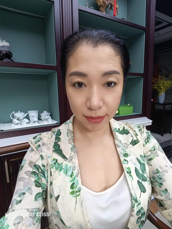 仝馨的第三张照片--周宁相亲网